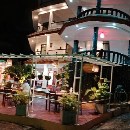 La Capannina Hotel Patong Exteriör bild