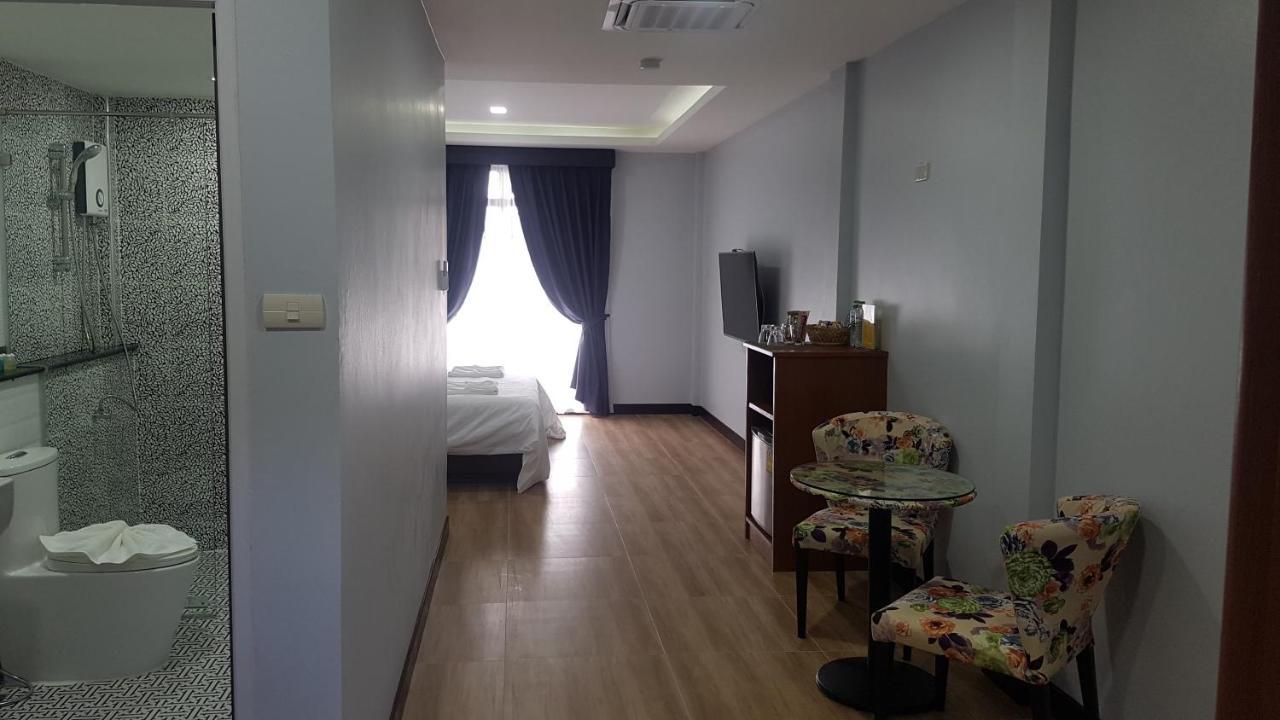 La Capannina Hotel Patong Exteriör bild